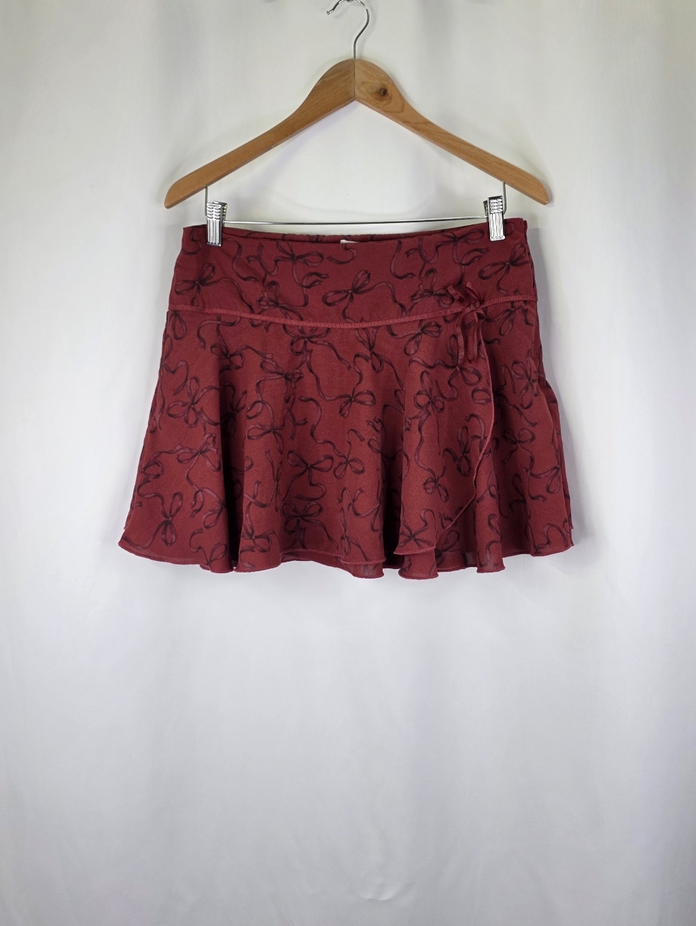 Aeropostale MEDMini Skirt Skort Burgundy Bow Print Coquette Dark Moody Preppy - Picture 2 of 16